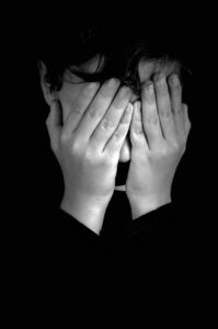 つむじを隠す男におすすめのヘアスタイルは？