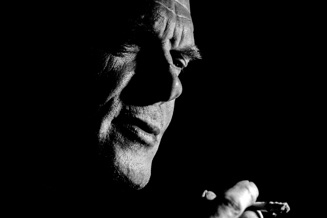 パーマ薄毛に最適なヘアスタイルはどれですか？