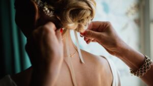 つむじハゲを結婚式で隠す髪型はどうすればいい？おすすめの比較も紹介！