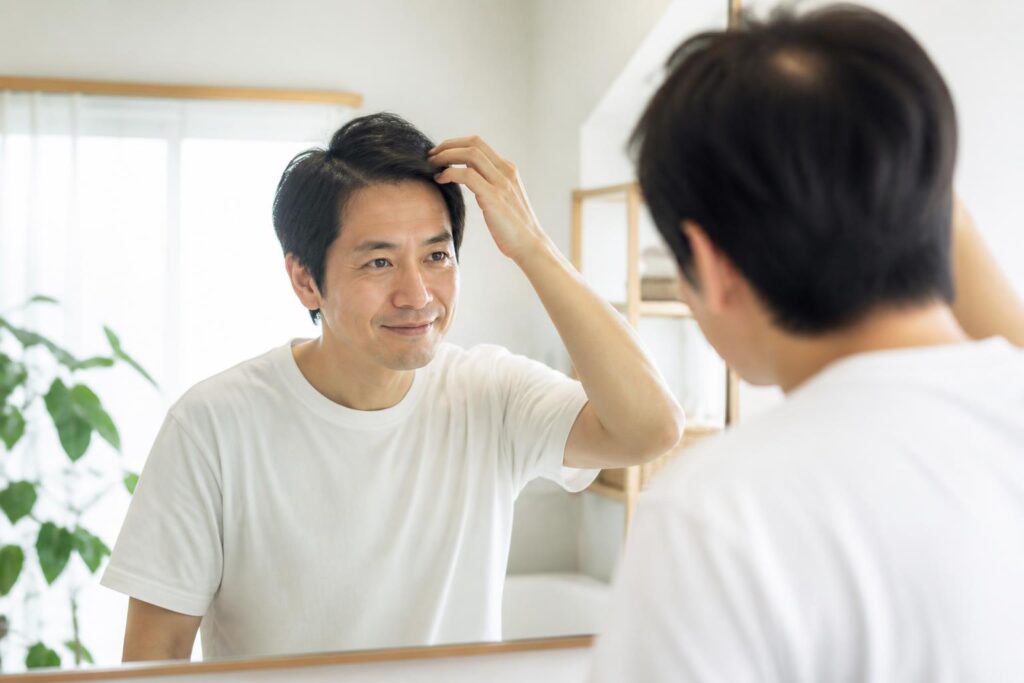 つむじ薄毛を隠す方法はバレる例を知っておくべき？