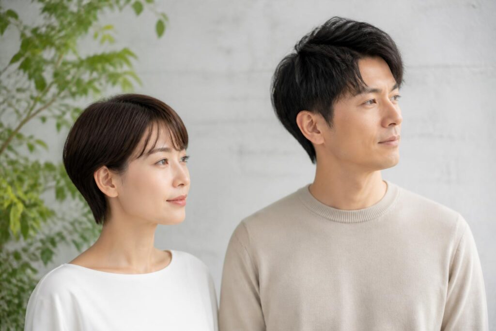 つむじハゲの髪型は俳優の短髪とつむじ隠し、どっちがいい？評判を徹底比較！