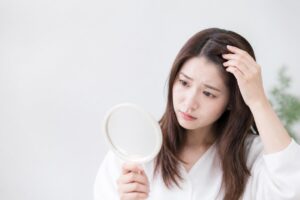 つむじ薄毛が気になる人の朝のセット方法は？
