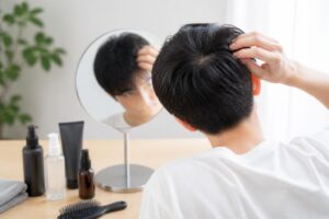 つむじ薄毛が気になる人の帽子の蒸れ対策は？